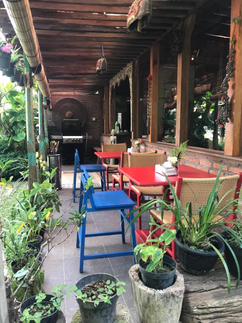 Pondok Kawinaya Singaraja  Exterior photo