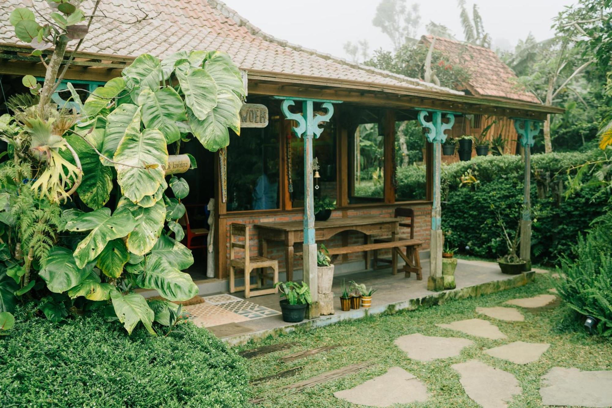 Pondok Kawinaya Singaraja  Exterior photo